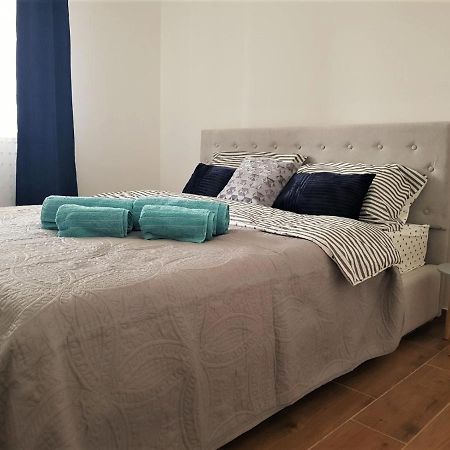 Apartman Astra Sremska Mitrovica Luaran gambar