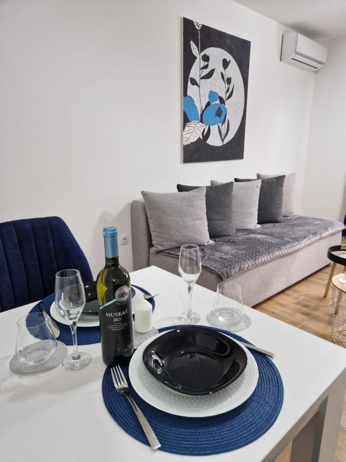 Apartman Astra Sremska Mitrovica Luaran gambar
