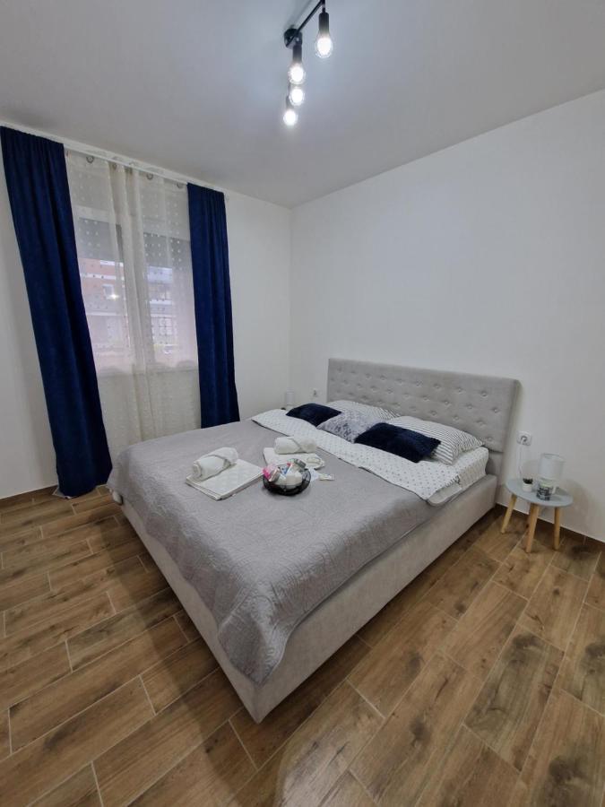 Apartman Astra Sremska Mitrovica Luaran gambar